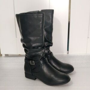 Sarah Jayne girl boots size 9 Toddler  color black